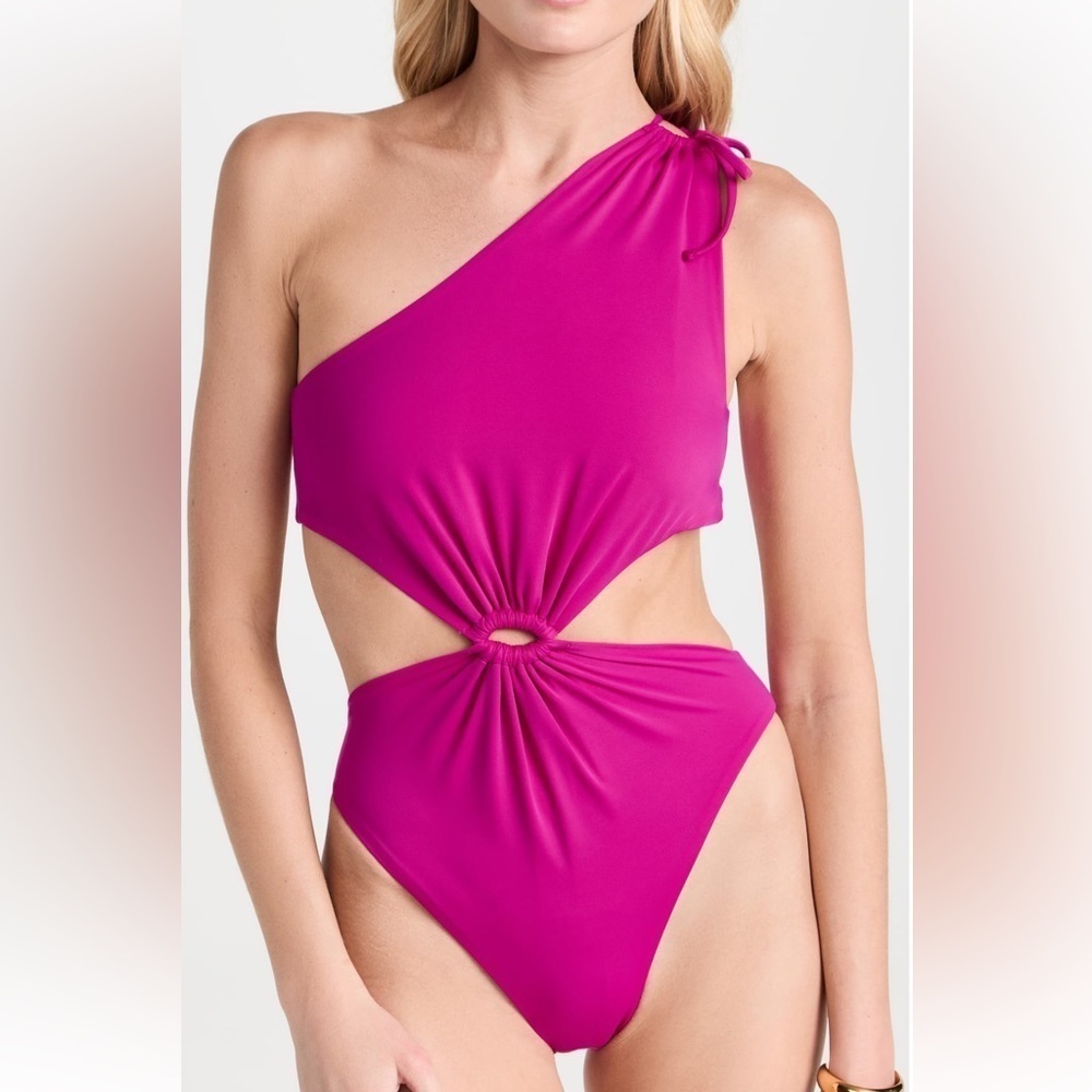 Aqua Bendita Bloom Suki solid color one piece